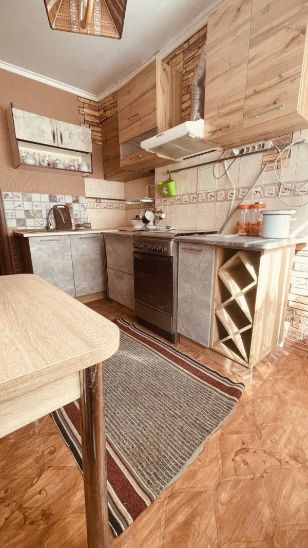 Продается 3-комнатная квартира, г.Мариуполь, ул.Мамина Сибиряка